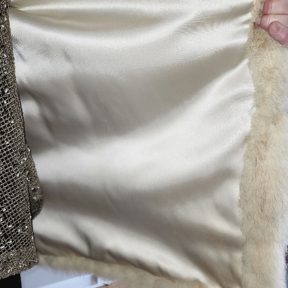 Vintage Women's Genuine Fox Fur Coat - Picture 5 of 8